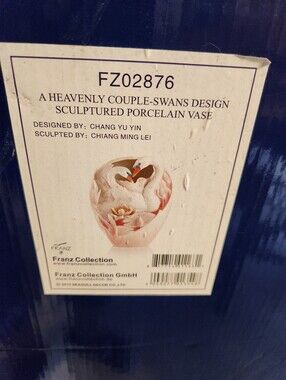 Franz Collection FZ02876 A Heavenly Couple" Monumental Swan Porcelain Vase -NIOB